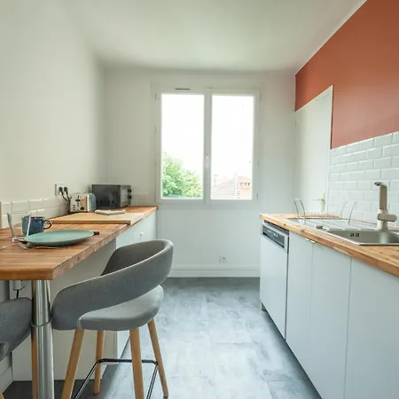 Le Carmin - Calme, Spacieux Et Climatise Apartmán *